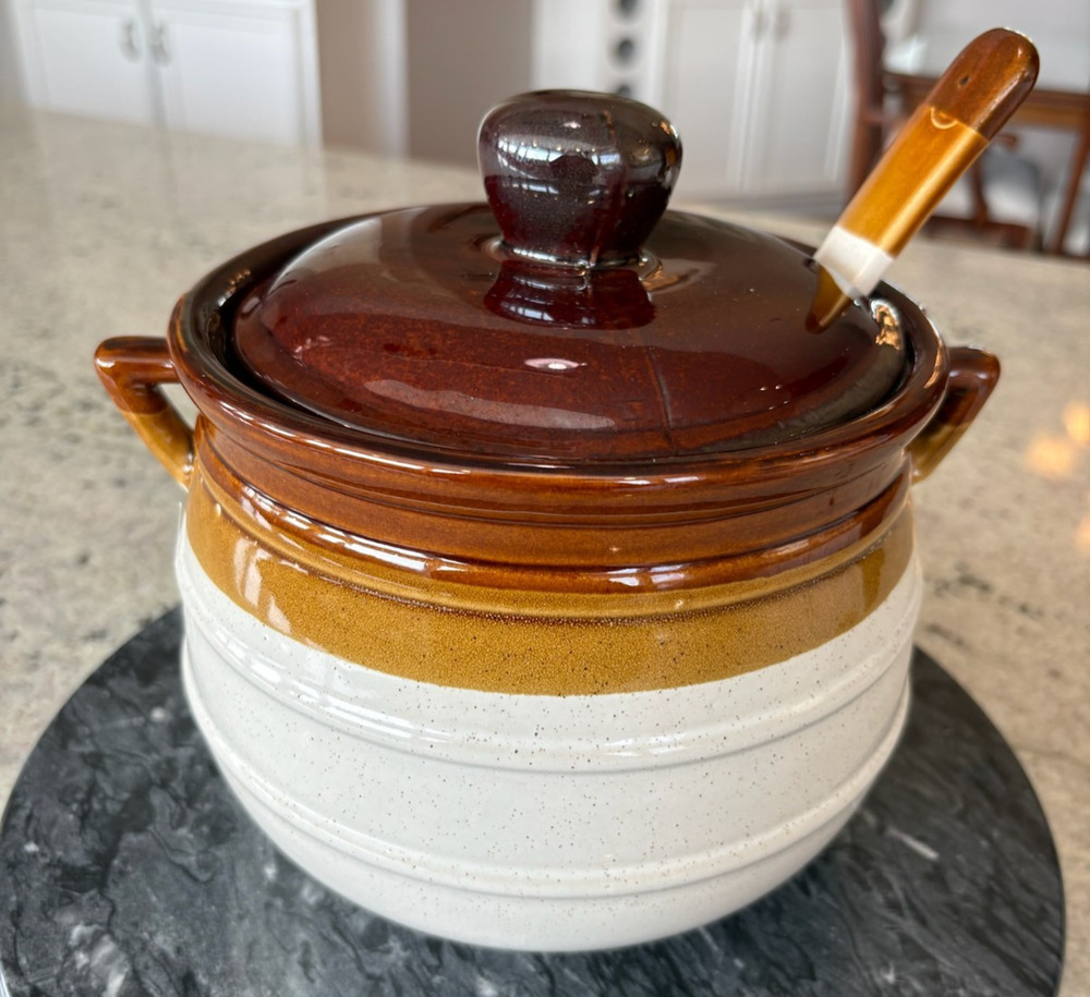 Vtg Brown Stripe Stoneware Bean Pot Style Soup Tureen with Lid & Ladle